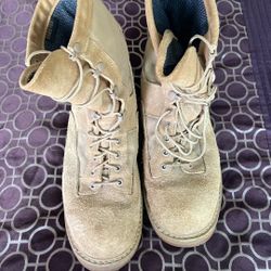 Military Work Boots Size 12  Very Good 