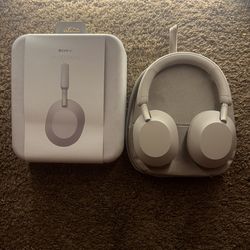 Sony WH1000-XM5