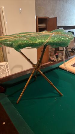 Round glass accent table
