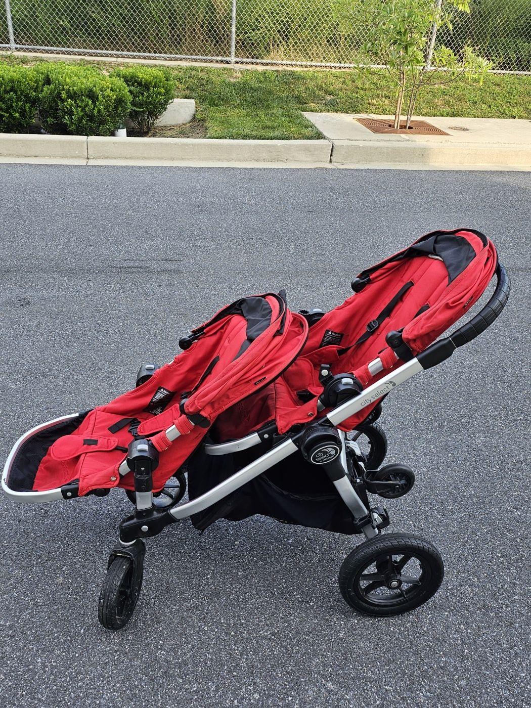 City Select Double Stroller With Board Stand