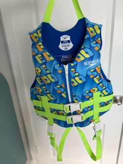 Speedo life vest for child