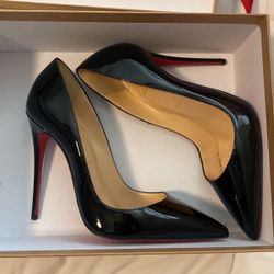Christian Louboutin- So Kate (size 37)