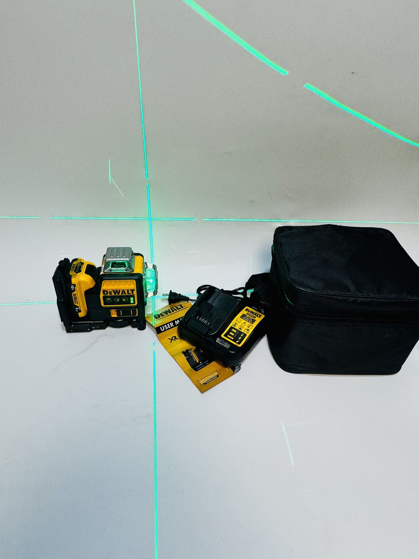 π₯ 2025 NEW DEWALT DW089LG 12V 3x360Β° Green Beam Laser Level π₯