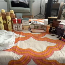 BRAND NEW UNOPENED- Mega Makeup Bundle- Full Size Luxury Cosmetic Brands (Retail $423)- 25% Off