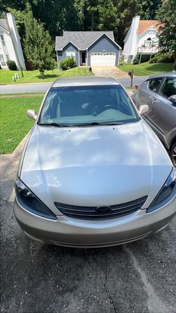 Toyota Camry LE 2003 194k miles