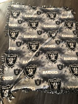 5x4 tie blanket