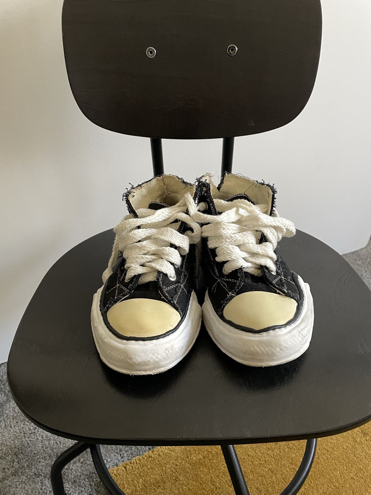 Maison Mihara Yasuhiro Melted Converse