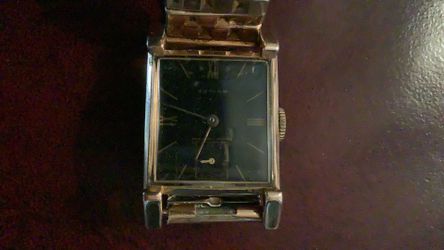 Gotham Men’s Rose Gold Wristwatch Circa 1950