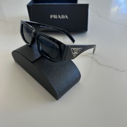 Prada Black Sunglasses with Gold Emblem