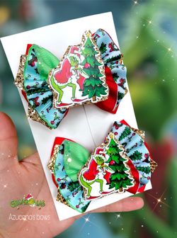 Grinch Bows 