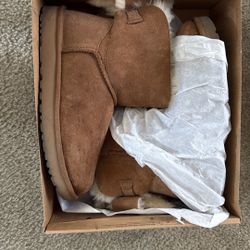 UGG Classic Heritage Bow Sz 9 Women’s