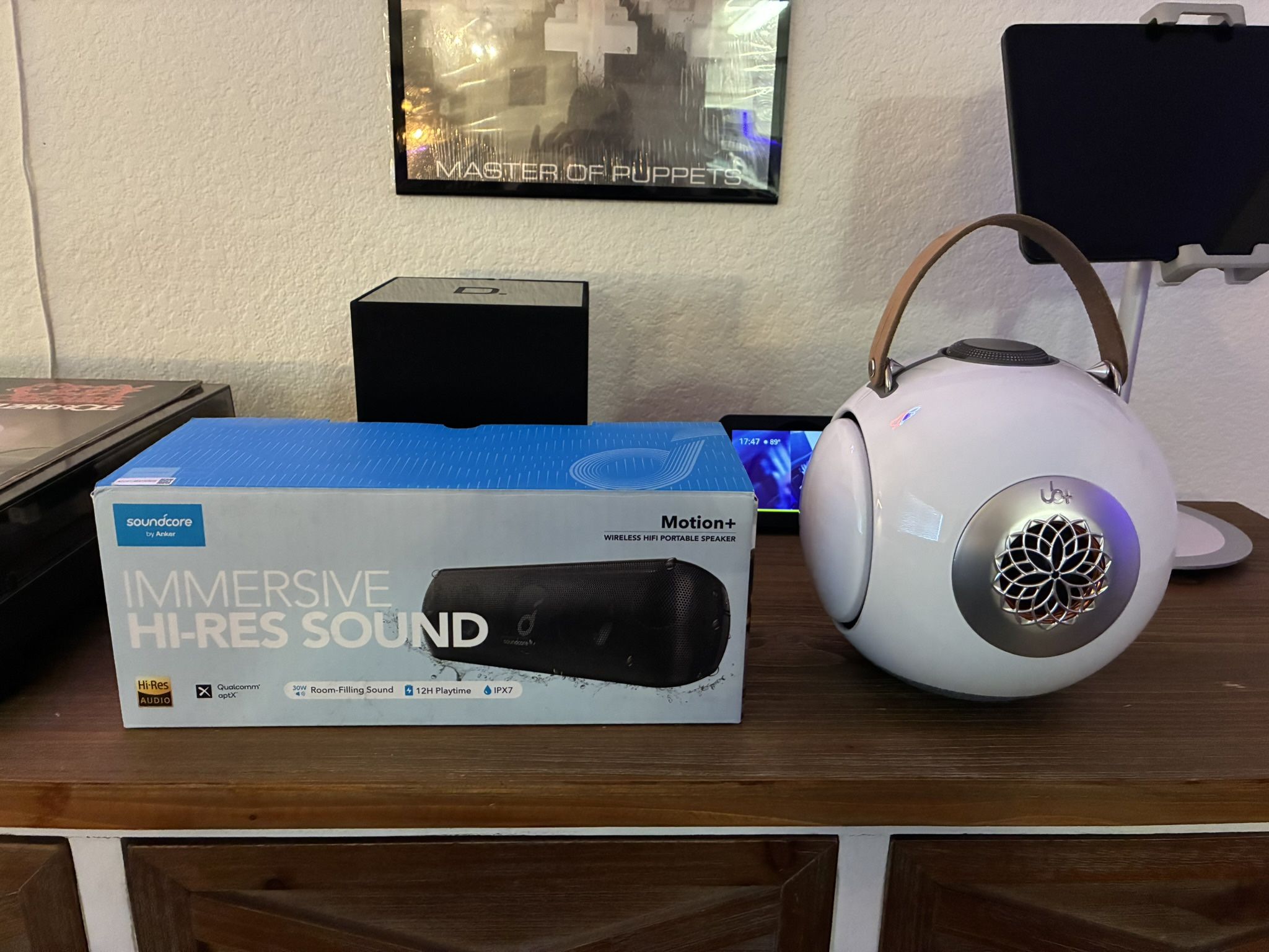 Soundcore / UB+