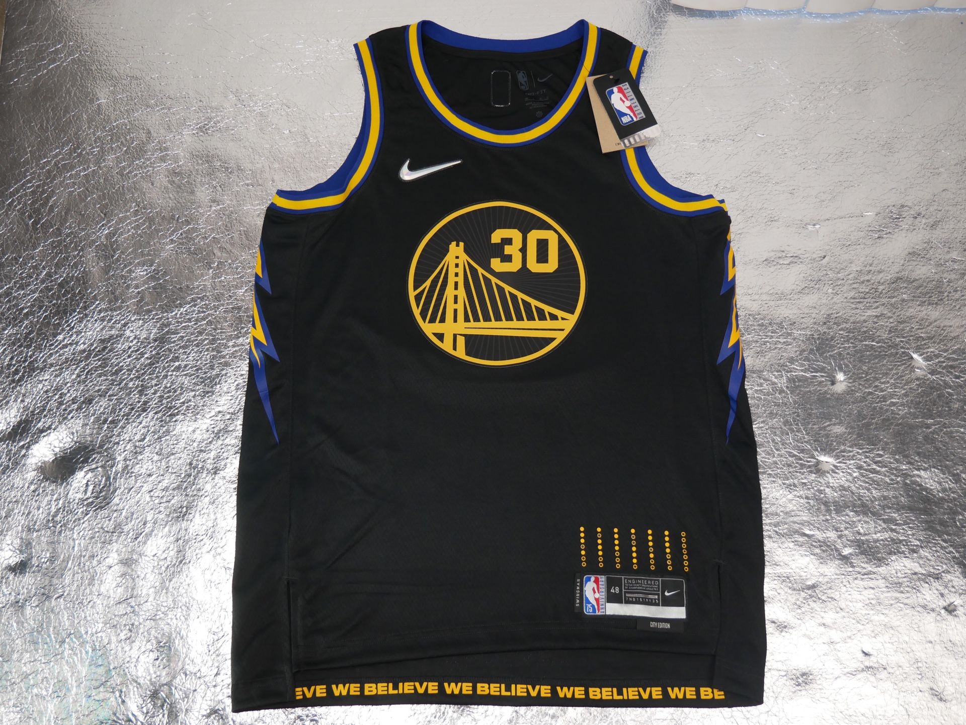 Nike Golden State Warriors Stephen Curry 21-22 Swingman Jersey City Edition Sz L