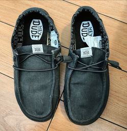 Hey dude women's Wendy stretch canvas shoes size 7. Fontana pickup.