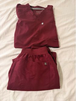 Men Fabletics scrubs set XL wine/maroon