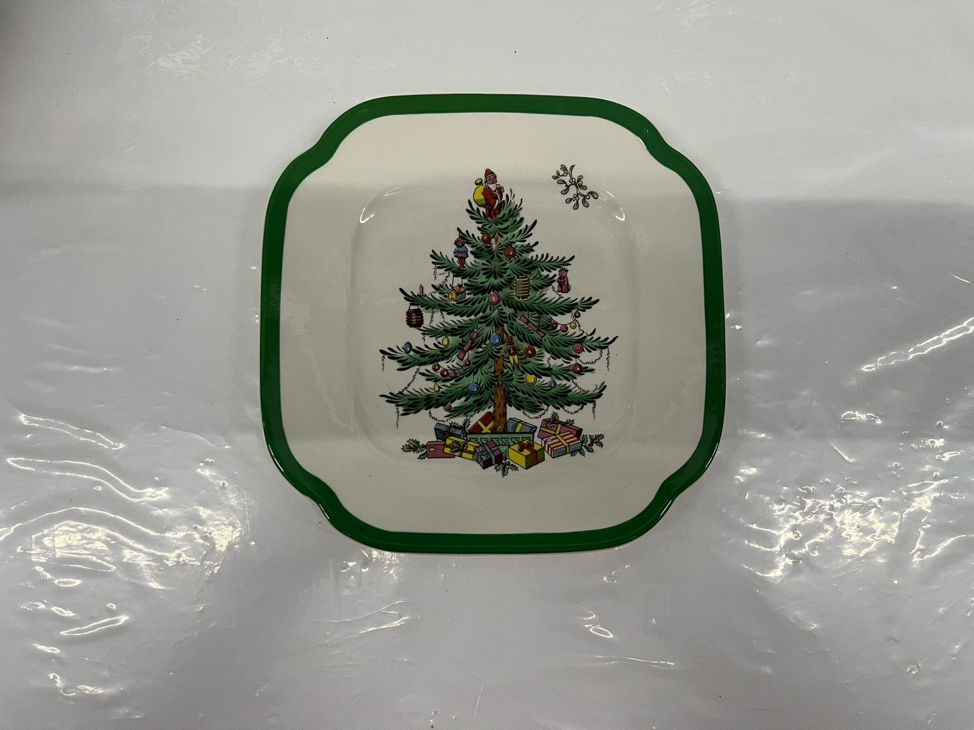 Spode Christmas Tree Plate 5 1/2” (England)