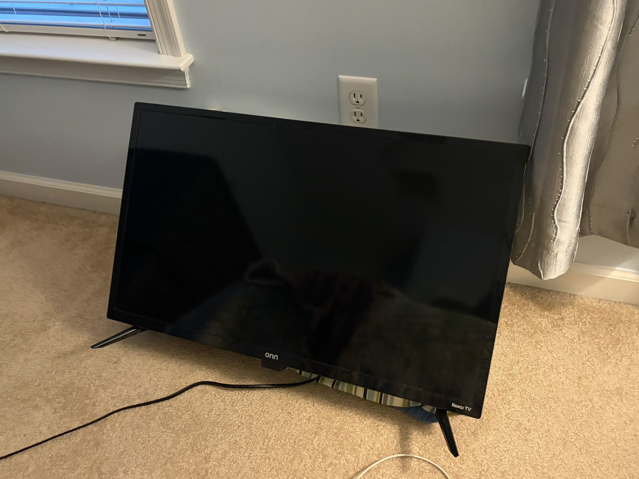 Onn Roku 32” tv
