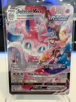 Sylveon VMax Trainer Gallery Pokemon