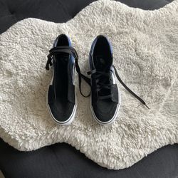 Vans Sneakers (Used)