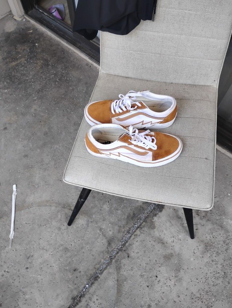 Lighting Vans