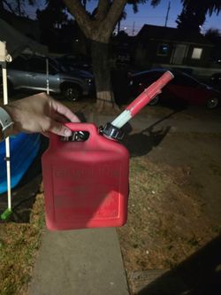 1 gallon gas can