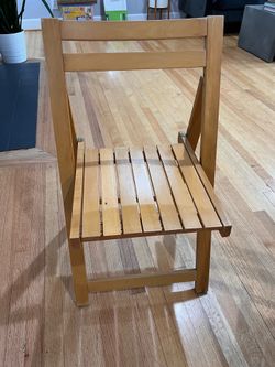 Wooden folding chairs