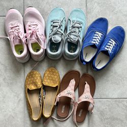 (5) Pairs Girls Shoes / Sneakers / Sandals - Size 4Y