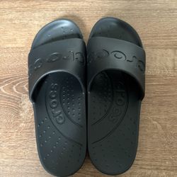 crocs slides 