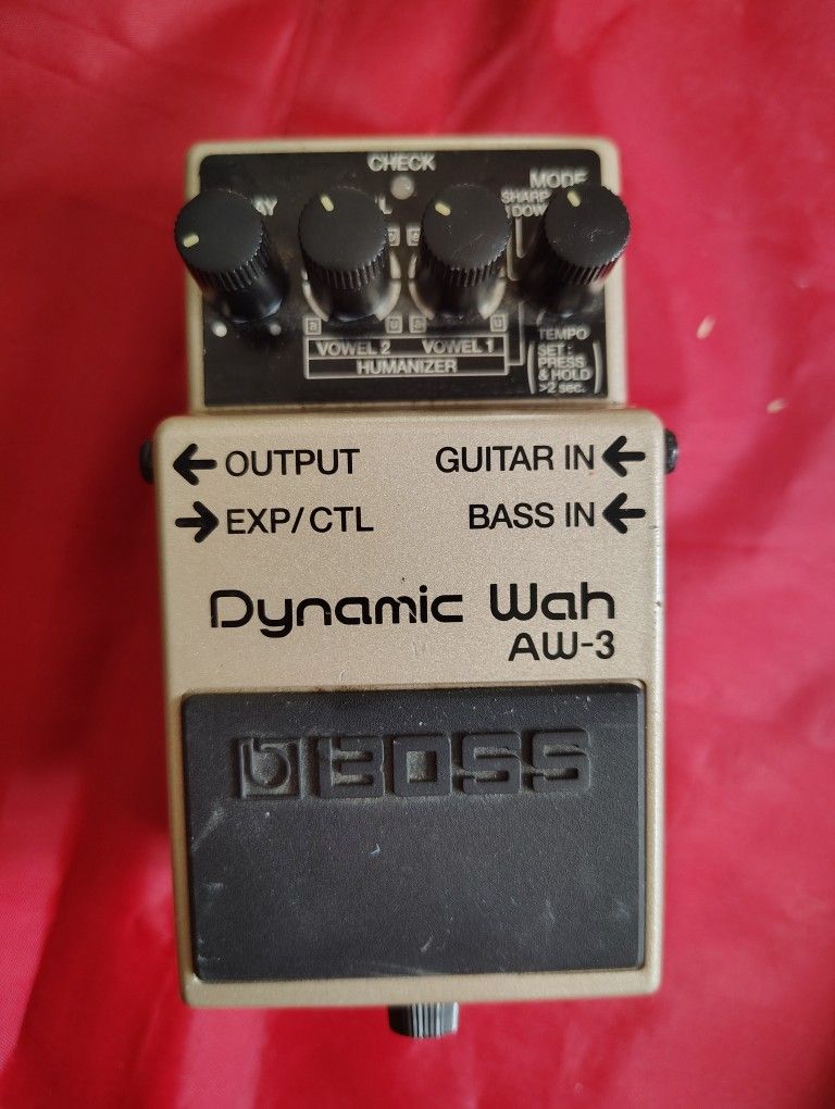 Boss Dynamic Wah Pedal