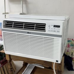 LG Air Conditioner 