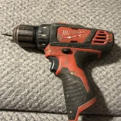 MILWAUKEE 2407-20 M12 12V LED Cordless Lithium-Ion 3/8" Drill Driver(0720) Used