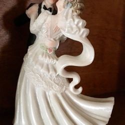 WEDDING BRIDE & GROOM CAKE TOPPER