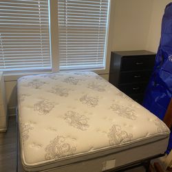 Full Size Bed And Collapsible Bed Frame
