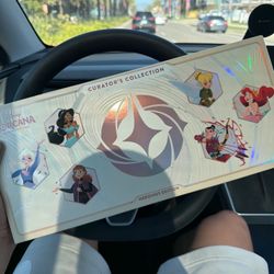 Lorcana Curator’s Collection Heroine Edition (NO Trades )