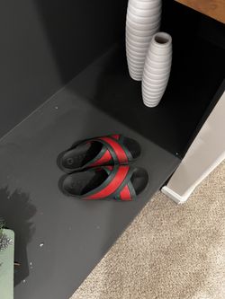 Gucci Slides