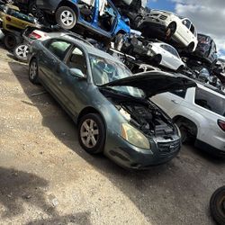 Nissan Altima 2004
Only Parts 