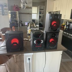 Stereo Bluetooth  with speakers 