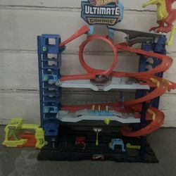 KidsToy Hot Wheels City Ultimate Garage Playset