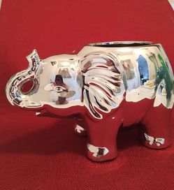 Elephant small flower pot 6 inches