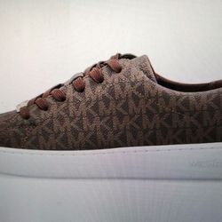 Brand new Michael kors women's sneaker