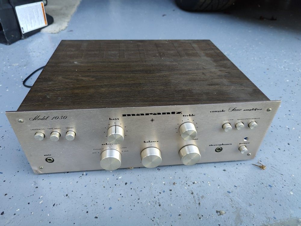 Marantz 1030