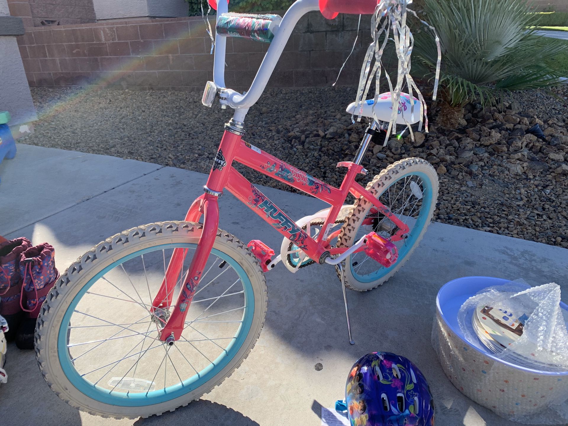 Huffy Girls Bike and Helmet