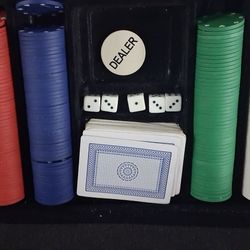 poker chip and card set