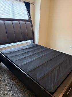 Bed with pull out drawers