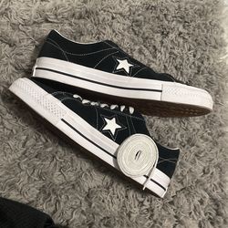 Converse One Star Pro Size 9.5 $ 65