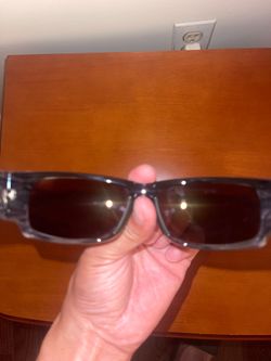 Maui Jim World Cup MJ 266-01 sunglasses in great condition