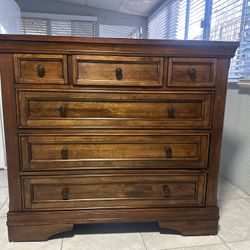 Solid Wood Dresser 