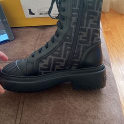 Fendi domino cap Toe Combat Boot - NEW