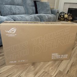 ASUS Republic of Gamers Strix OLED XG32UCDS 31.5" 4K HDR 165 Hz Gaming Monitor