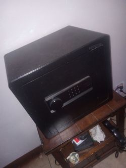Black Electronic Digital Security Safe